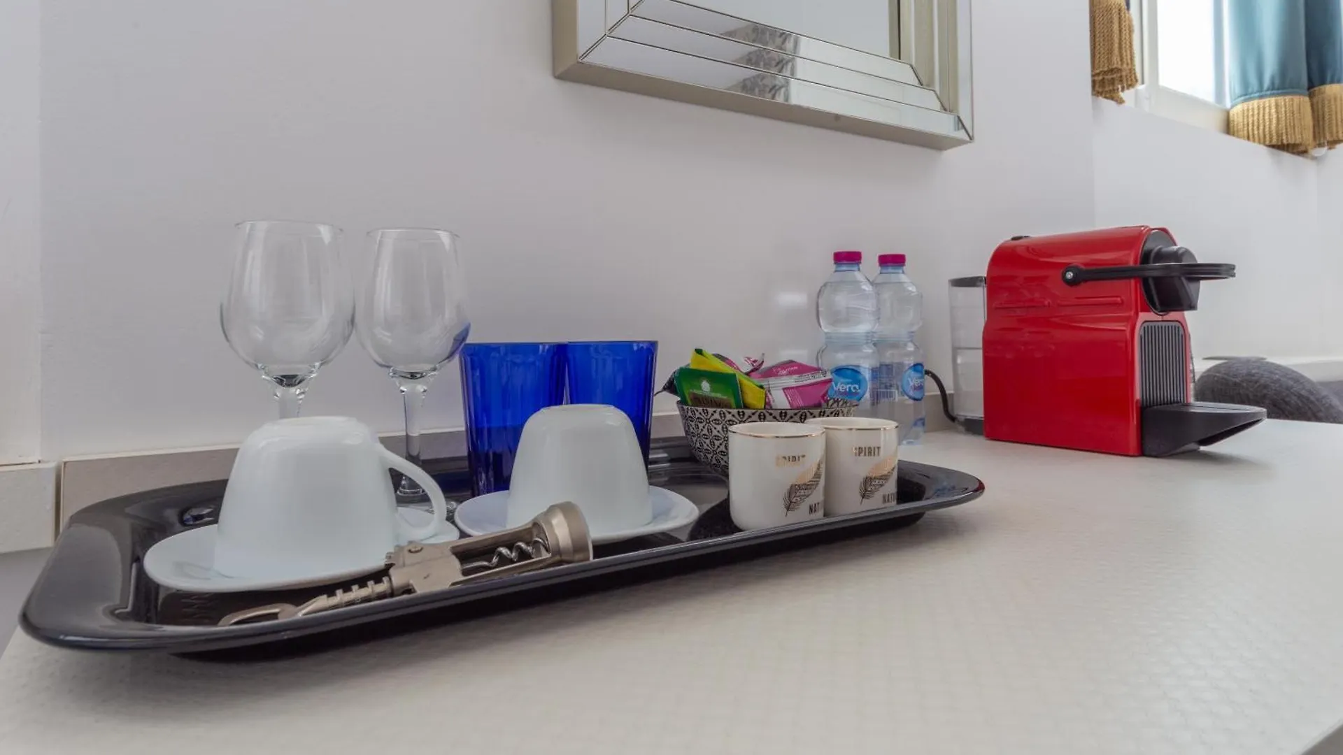 Duomo Smart Suites Milano Konukevi