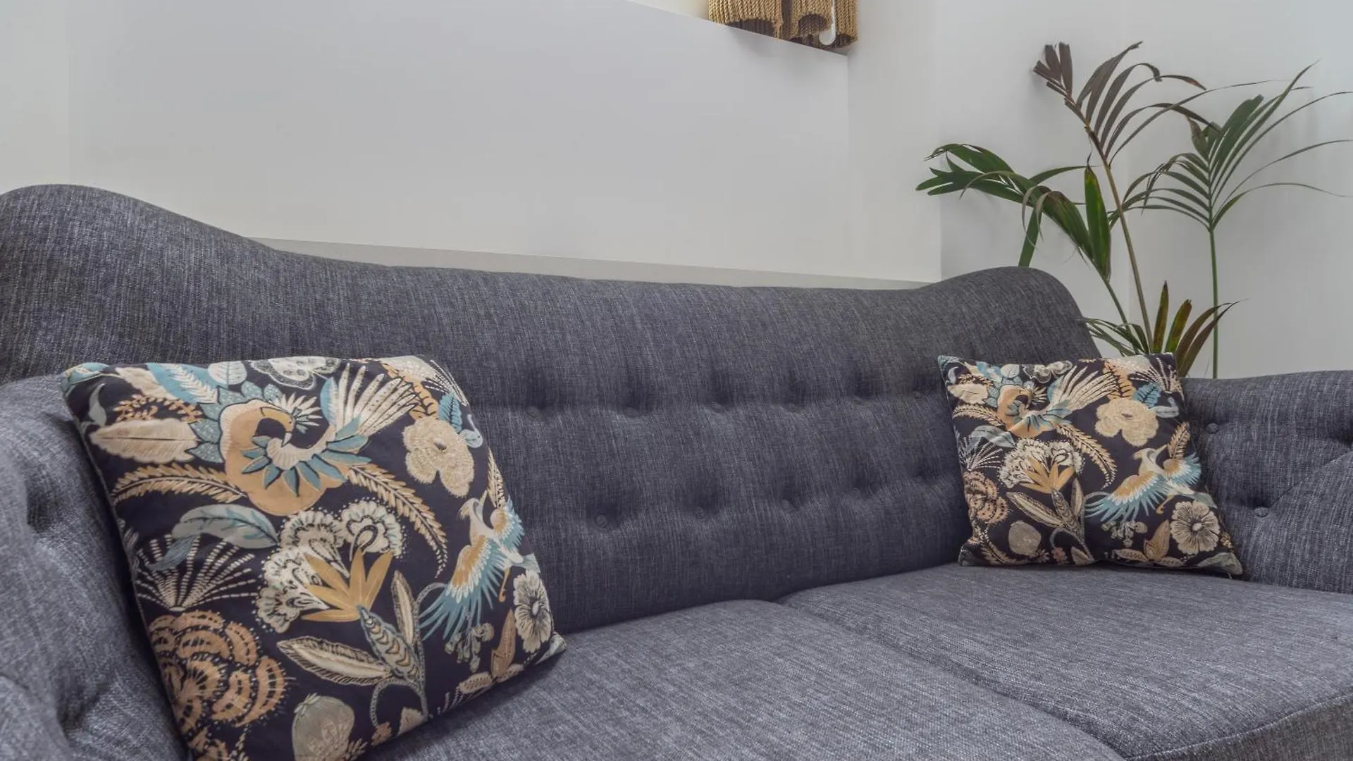 Duomo Smart Suites Milano 0*,  İtalya