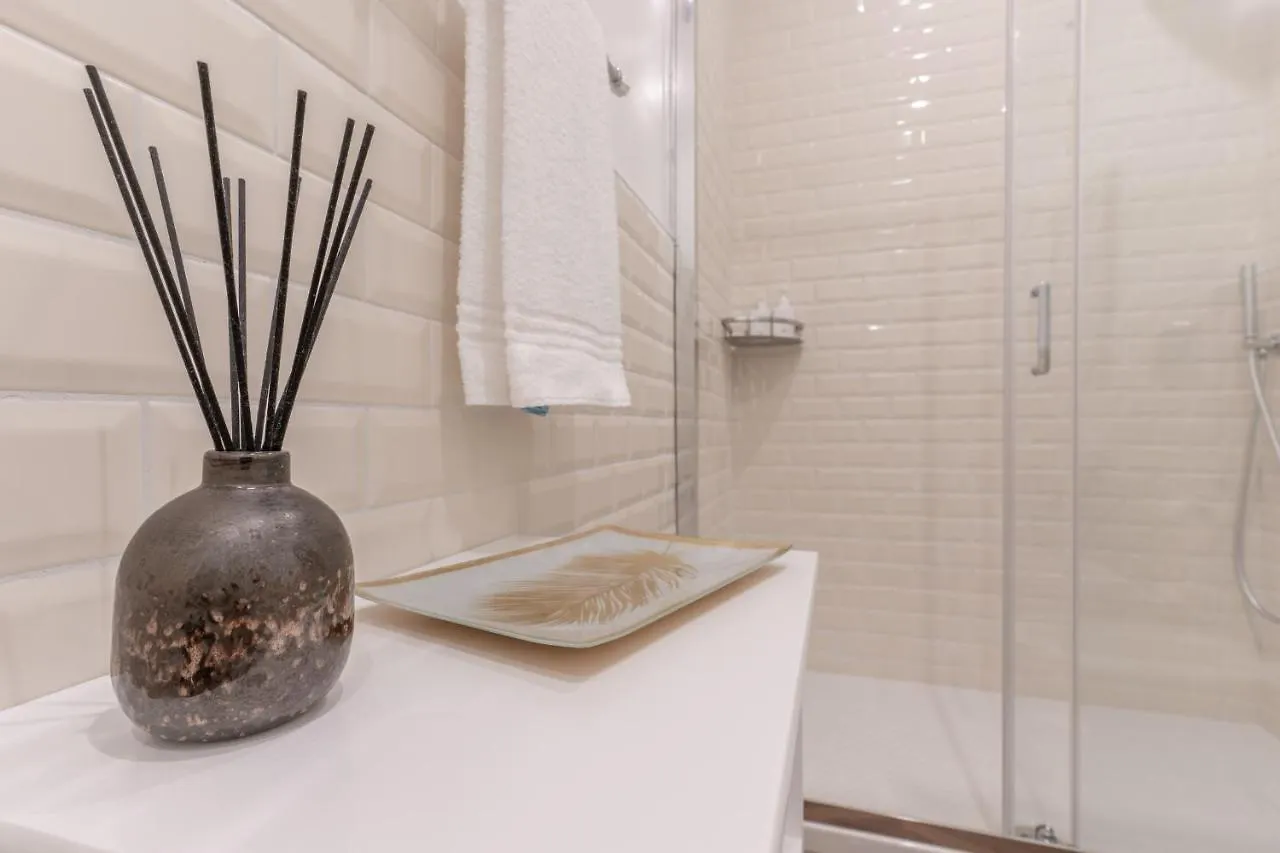 Duomo Smart Suites Milan Italy