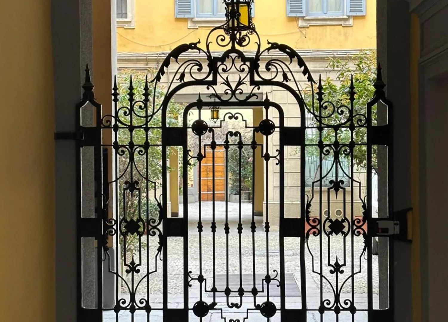 Duomo Smart Suites ميلان 0*,  إيطاليا