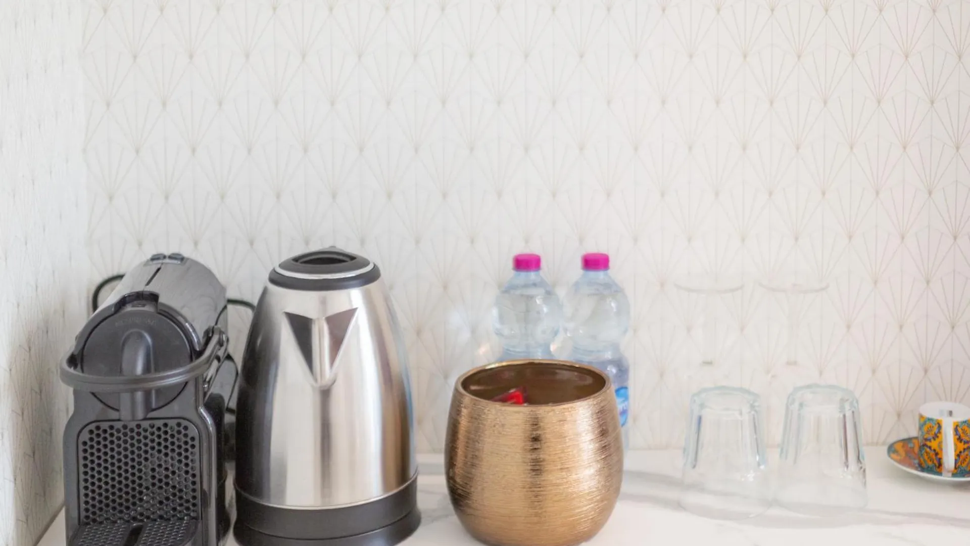 بيت ضيافة Duomo Smart Suites ميلان إيطاليا